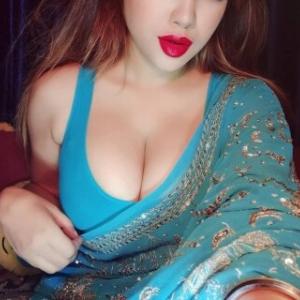 sanjanakaur.com